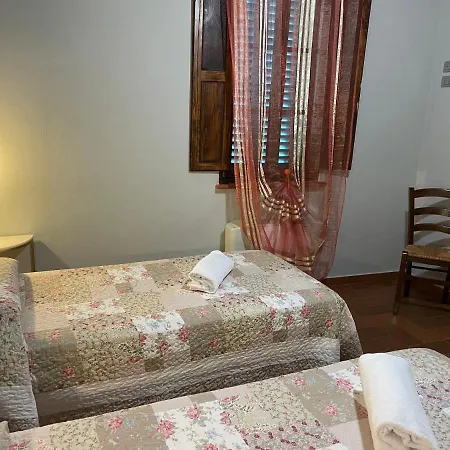 Κατάλυμα σε φάρμα Agriturismo I Poggi Gialli