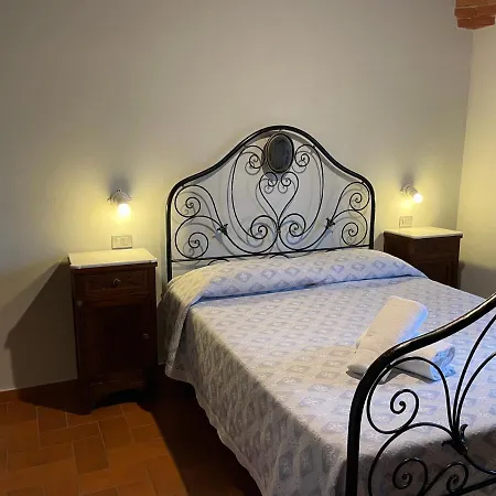 Farm stay Agriturismo I Poggi Gialli