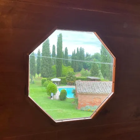 Agriturismo I Poggi Gialli Farm stay *