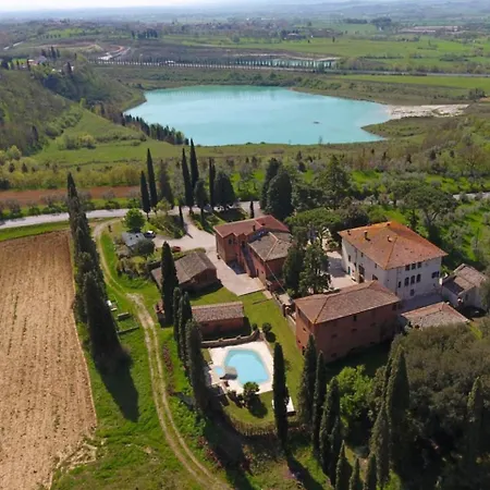 Farm stay Agriturismo I Poggi Gialli *