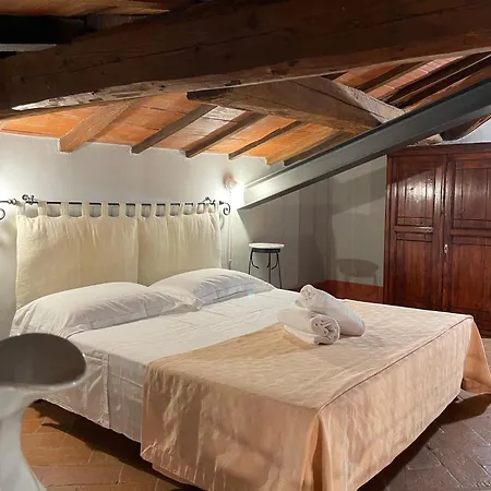 Farm stay Agriturismo I Poggi Gialli *